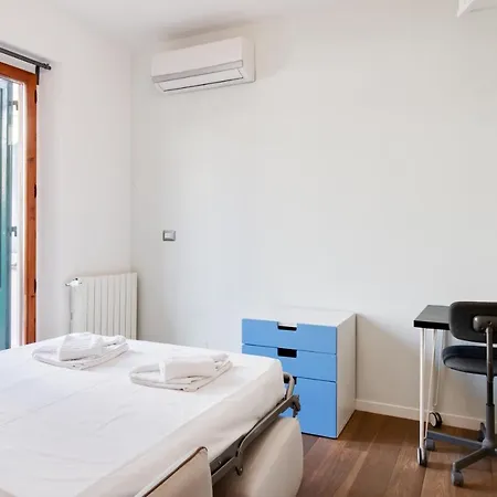 Apartment Santa Reparata With Patio And Terrace Florenz