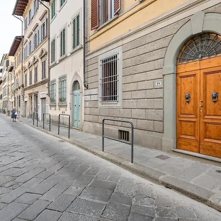 Santa Reparata With Patio And Terrace Apartment